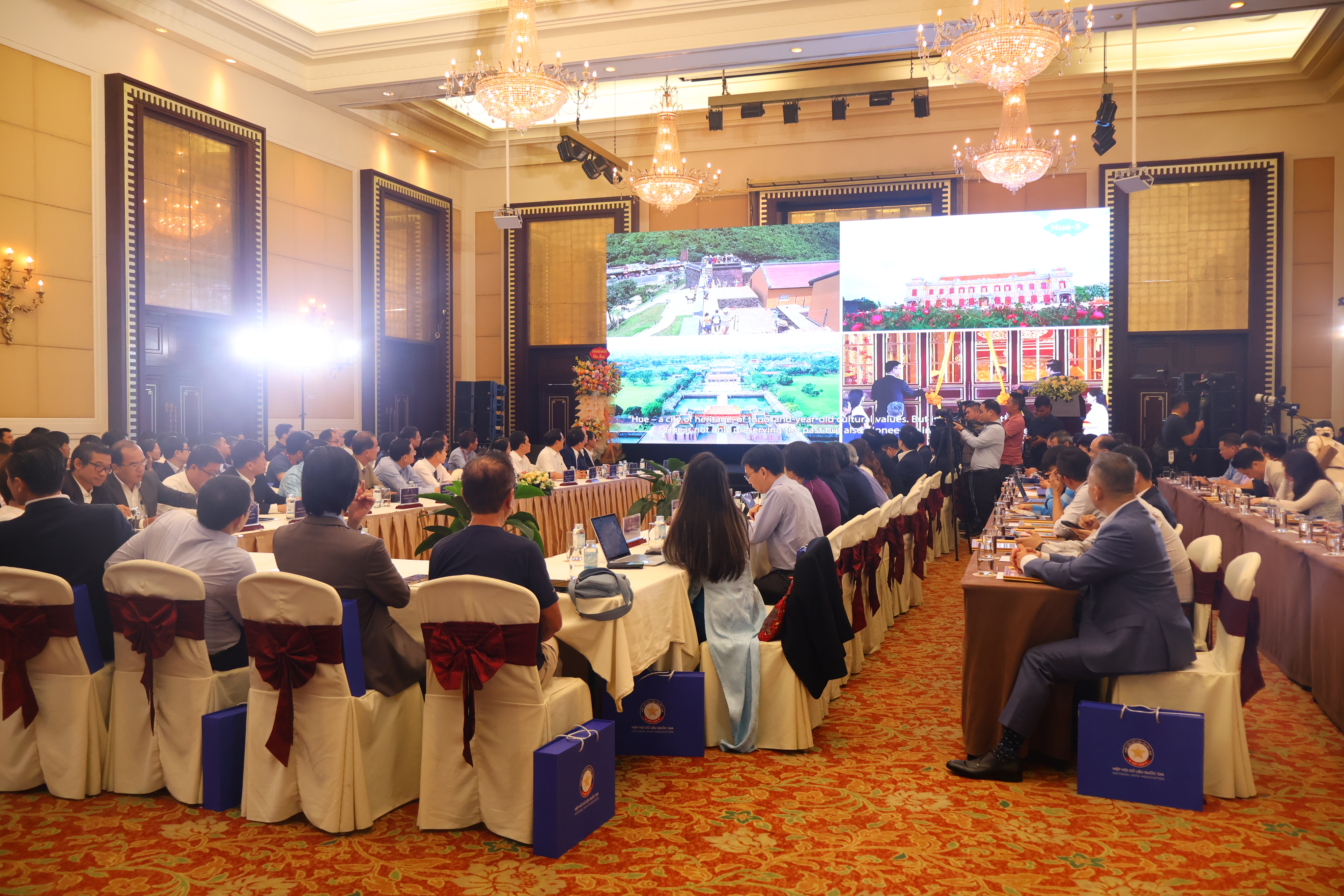 Lễ công bố mạng lưới chuyên gia dữ liệu toàn cầu tại Huế